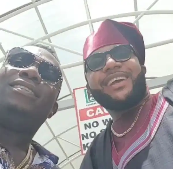 E-Money Gifts Duncan Mighty Thousands Of Dollars, Promises To Sponsor His Next Music Video